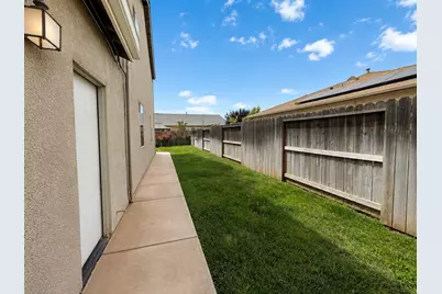 1632 Chateau Drive, Olivehurst, CA 95961 - Photo 40