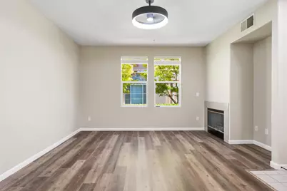 8492 Crystal Walk Circle, Elk Grove, CA 95758 - Photo 6