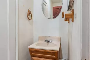 2407 106th Ave, Oakland, CA 94603 - Photo 16