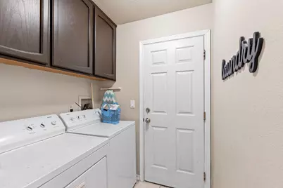 7200 Beaver Falls Way, Elk Grove, CA 95758 - Photo 4