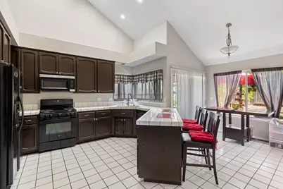 7200 Beaver Falls Way, Elk Grove, CA 95758 - Photo 8
