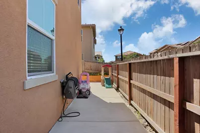 10853 Orta Lane, Stockton, CA 95209 - Photo 36