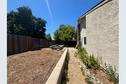 8936 Autumnwood Drive, Sacramento, CA 95826 - Photo 14