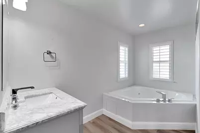 2020 W 3rd Street, Madera, CA 93637 - Photo 30