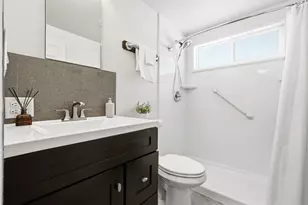 2869 Santa Paula Ct, Sacramento, CA 95821 - Photo 16