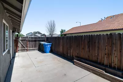 462 Chablis Way, Manteca, CA 95337 - Photo 34