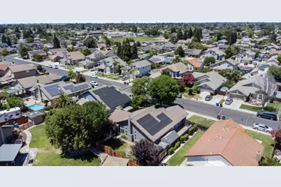 462 Chablis Way, Manteca, CA 95337 - Photo 40
