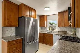 760 Sycamore Ave, Olivehurst, CA 95961 - Photo 22