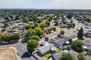 5851 Shenandoah Dr, Sacramento, CA 95841 - Photo 32