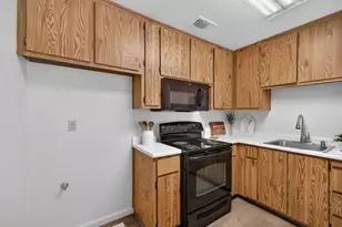 1810 Bandon Way, Sacramento, CA 95833 - Photo 8