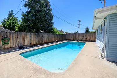 1240 Linn Court, Turlock, CA 95380 - Photo 30
