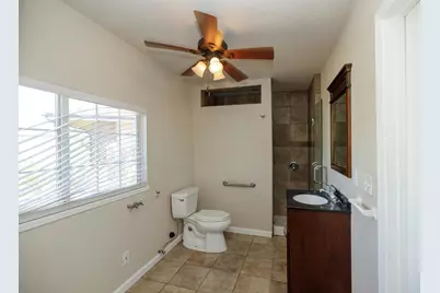 1240 Linn Court, Turlock, CA 95380 - Photo 18