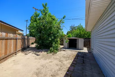 1240 Linn Court, Turlock, CA 95380 - Photo 34