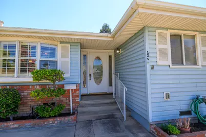 1240 Linn Court, Turlock, CA 95380 - Photo 2