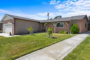 914 Valencia Dr, Los Banos, CA 93635 - Photo 6
