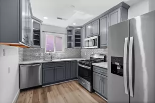 914 Valencia Dr, Los Banos, CA 93635 - Photo 10