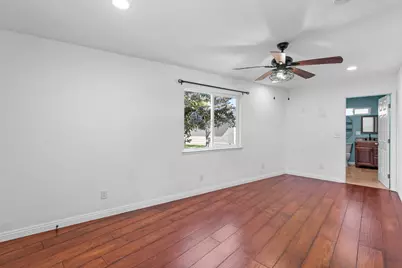 914 Valencia Drive, Los Banos, CA 93635 - Photo 24