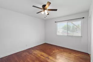 914 Valencia Dr, Los Banos, CA 93635 - Photo 16