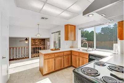3824 Blackfoot Way, Antelope, CA 95843 - Photo 16