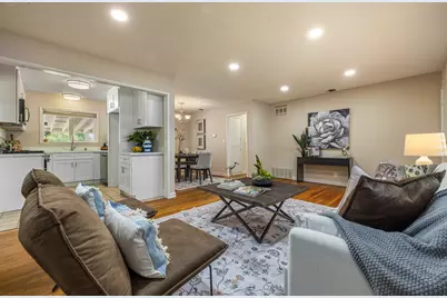 6 W McKenzie Avenue, Stockton, CA 95204 - Photo 1