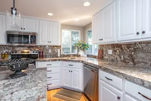 2805 Habsburg Cir, Modesto, CA 95356 - Photo 10