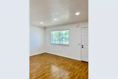 7919 43rd Avenue, Sacramento, CA 95824 - Photo 14