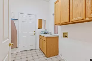 741 Johnny Fry Ct, Roseville, CA 95747 - Photo 46
