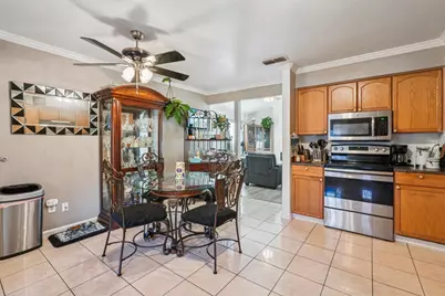 60 Kennelford Circle, Sacramento, CA 95823 - Photo 10