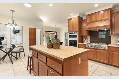 27462 Oakside Drive, Davis, CA 95618 - Photo 10