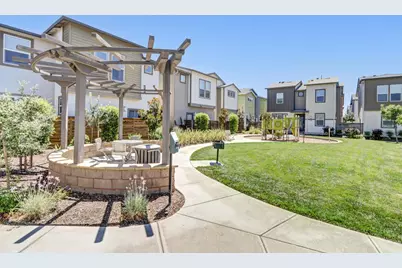 4312 Ocean Lane, Elk Grove, CA 95757 - Photo 46