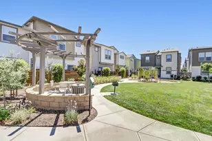 4312 Ocean Ln, Elk Grove, CA 95757 - Photo 46