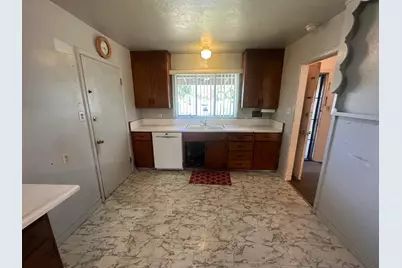 235 Nottingham Drive, Stockton, CA 95207 - Photo 2