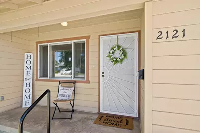 2121 Yosemite Avenue, Escalon, CA 95320 - Photo 2