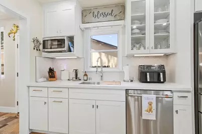 308 41st Street, Sacramento, CA 95819 - Photo 14