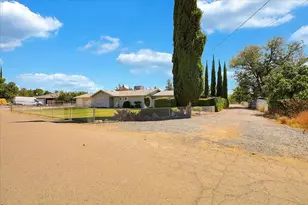 2158 Holcomb Ave, Yuba City, CA 95993 - Photo 4