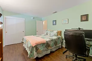9101 Newhall Dr, Sacramento, CA 95826 - Photo 16