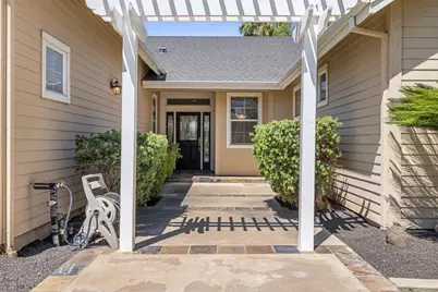 2469 Garazi Street, Tracy, CA 95304 - Photo 4