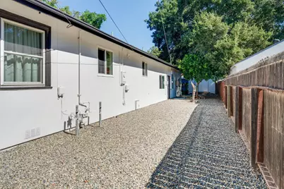 5345 13th Avenue, Sacramento, CA 95820 - Photo 76