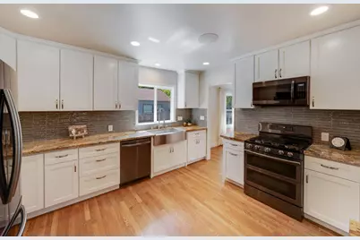 5345 13th Avenue, Sacramento, CA 95820 - Photo 16