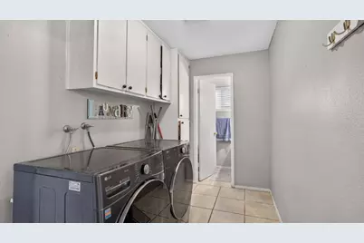 1238 Chaparral Way, Stockton, CA 95209 - Photo 48