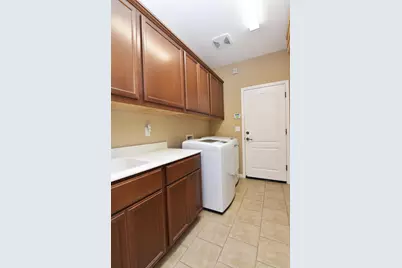 2000 Thomas Taylor Drive, Hughson, CA 95326 - Photo 28