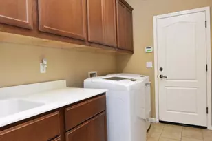 2000 Thomas Taylor Dr, Hughson, CA 95326 - Photo 28