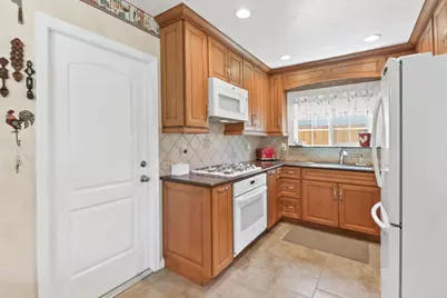 2525 Darwin Street, Sacramento, CA 95821 - Photo 14