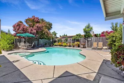 6821 Pembroke Way, Citrus Heights, CA 95621 - Photo 50
