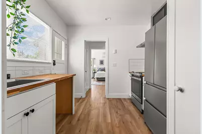 2625 27th Street, Sacramento, CA 95818 - Photo 20