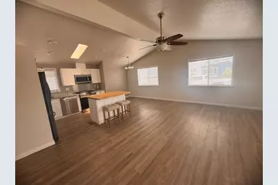 Jackson Avenue #188, Escalon, CA 95320 - Photo 4