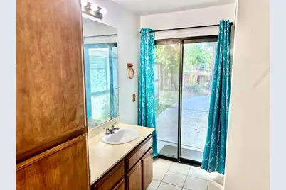 2641 Meadow Lake Drive, Stockton, CA 95207 - Photo 42