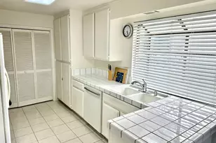 2641 Meadow Lake Dr, Stockton, CA 95207 - Photo 54