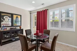 9884 Bluefin Way, Elk Grove, CA 95757 - Photo 10