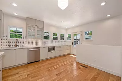 964 Vallejo Way, Sacramento, CA 95818 - Photo 30